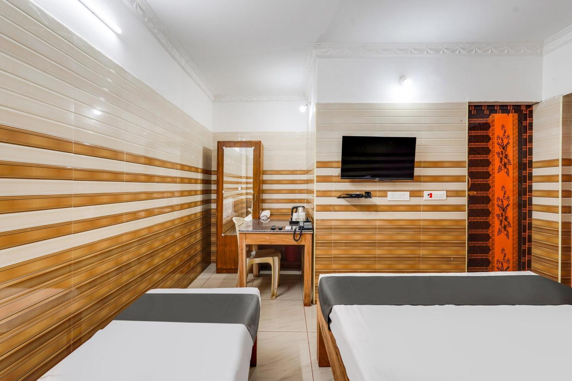 Super Hotel O Sharmila Guest House Kottakuppam Zewnętrze zdjęcie