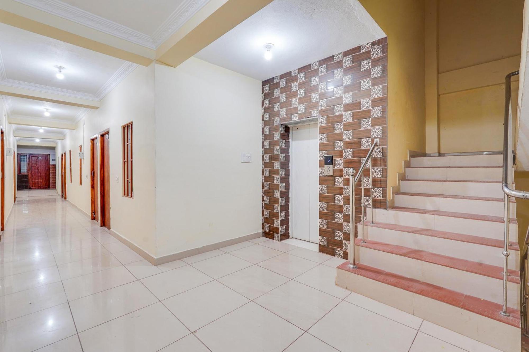 Super Hotel O Sharmila Guest House Kottakuppam Zewnętrze zdjęcie