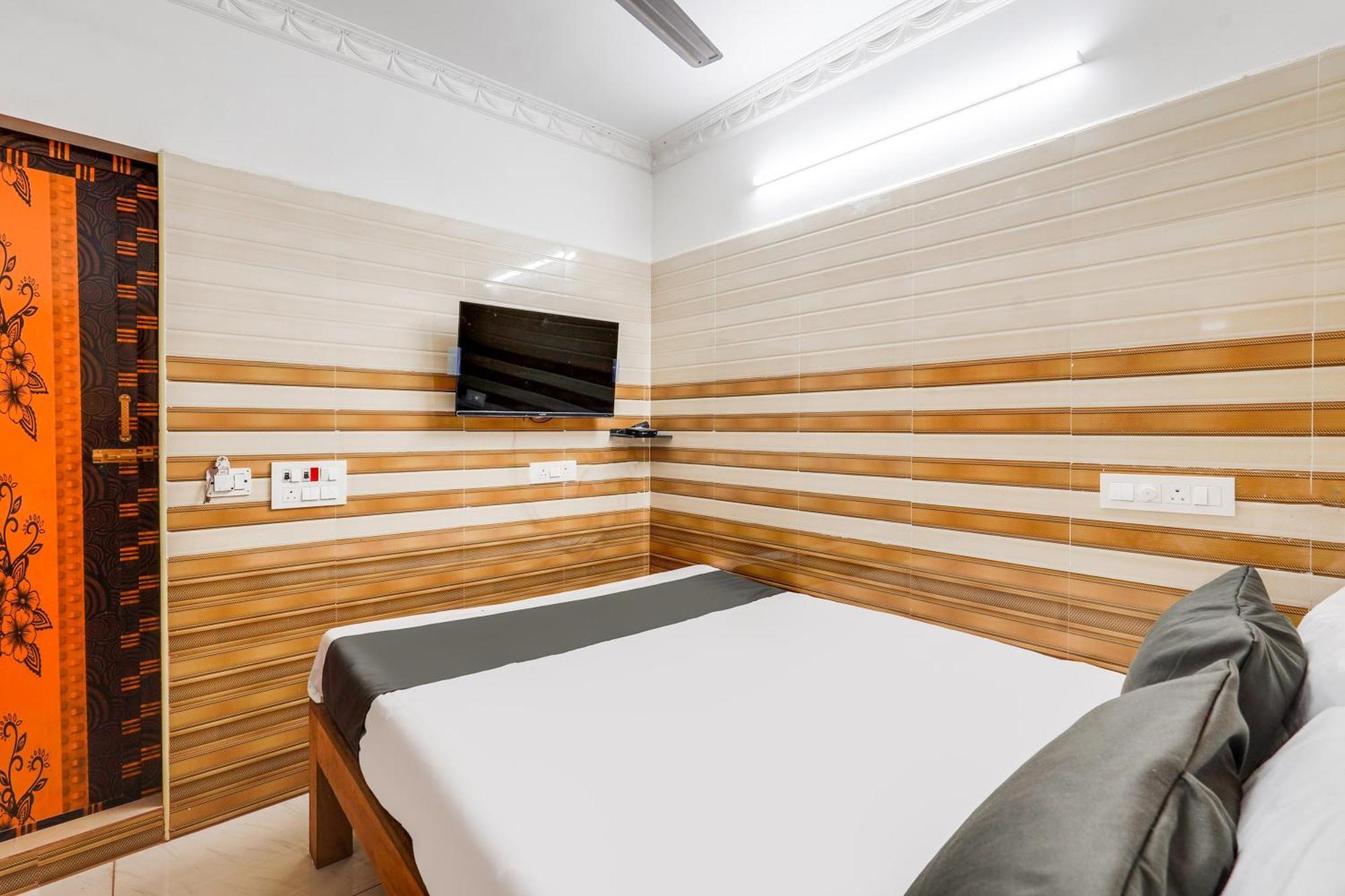 Super Hotel O Sharmila Guest House Kottakuppam Zewnętrze zdjęcie