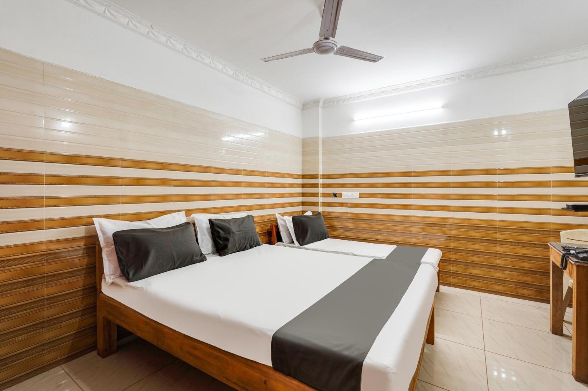 Super Hotel O Sharmila Guest House Kottakuppam Zewnętrze zdjęcie